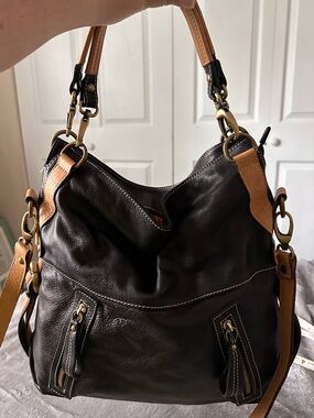 Women’s Cavalcanti Black Leather HoBo Crossbody Handbag in Black & Tan - GUG